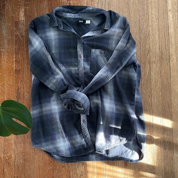 BDG plaid shirt - Picture 2 of 3